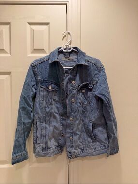 Men’s Light Blue Denim Jacket